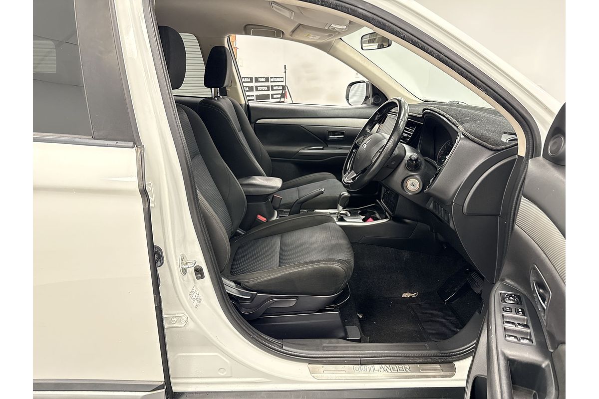 2017 Mitsubishi Outlander ES ZL