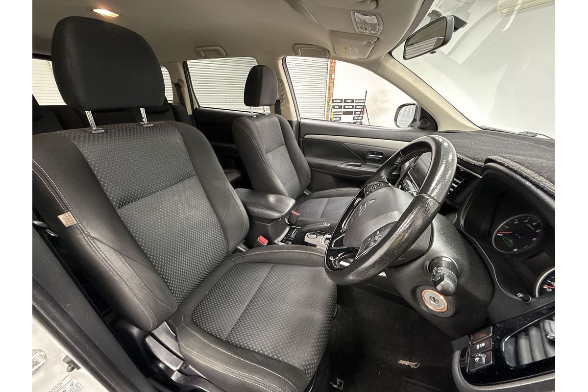 2017 Mitsubishi Outlander ES ZL