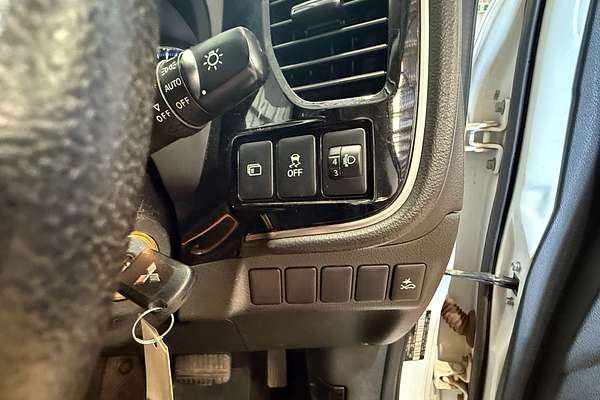 2020 Mitsubishi Outlander ES ZL