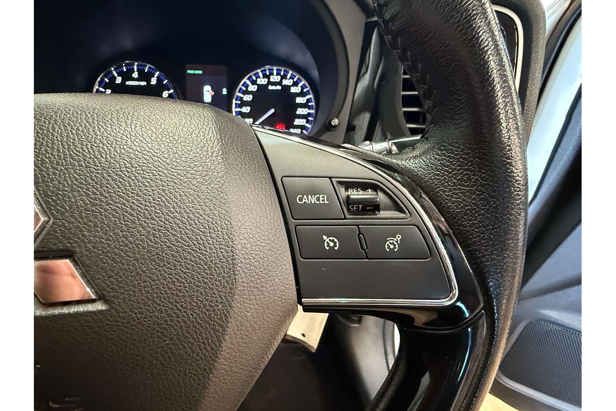 2020 Mitsubishi Outlander ES ZL