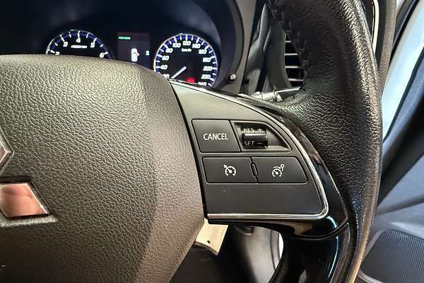 2020 Mitsubishi Outlander ES ZL