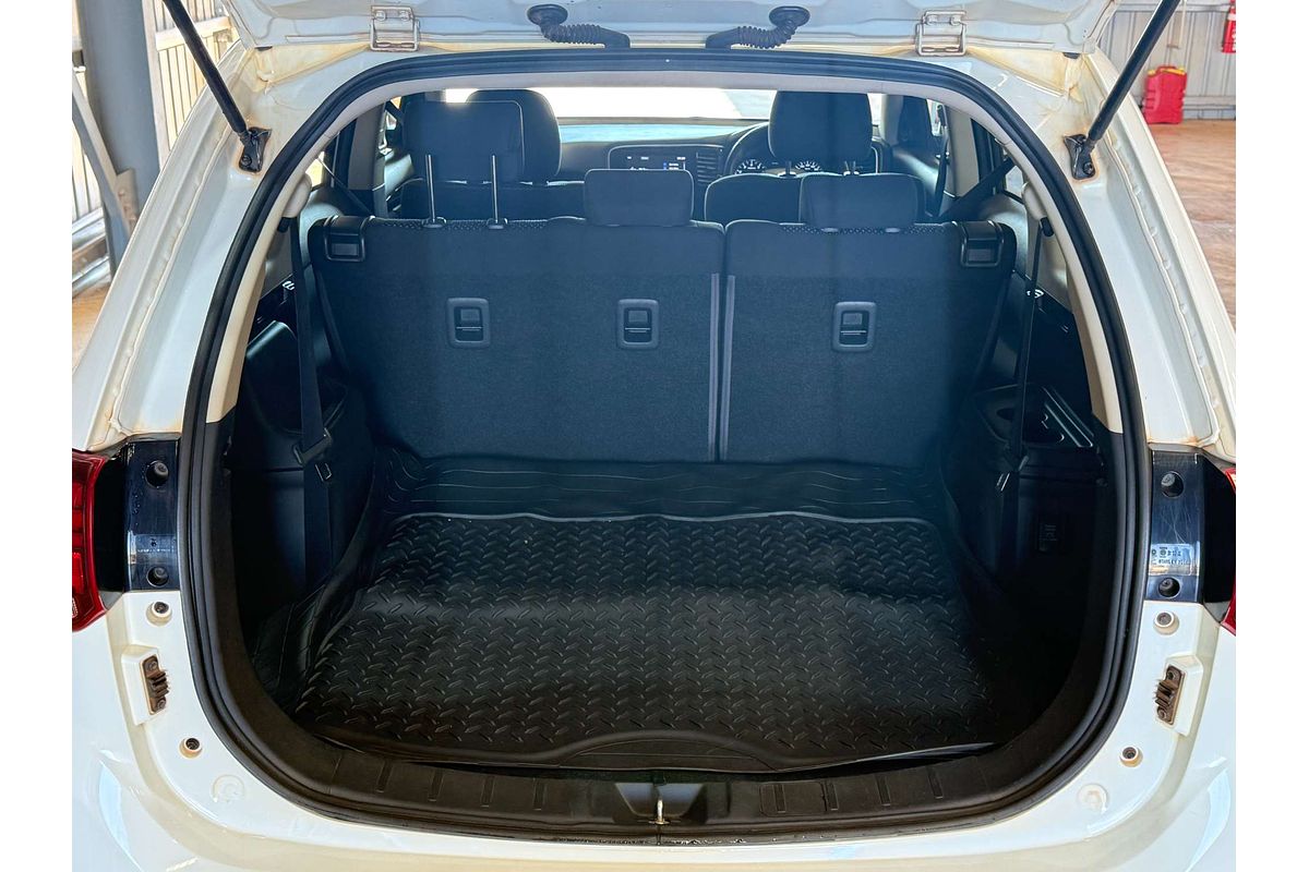 2020 Mitsubishi Outlander ES ZL