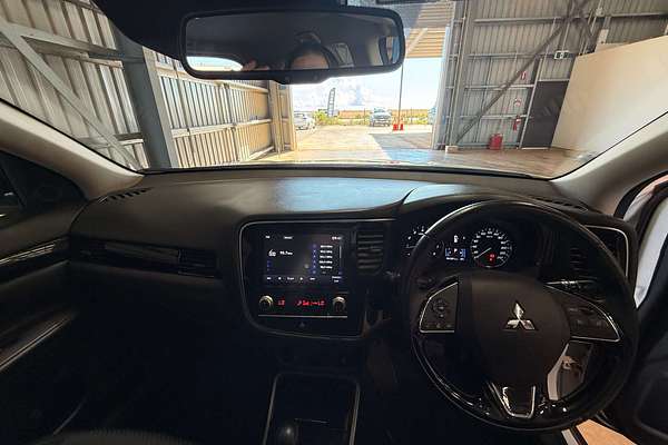 2020 Mitsubishi Outlander ES ZL