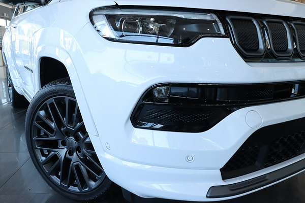 2023 Jeep Compass S-Limited M6