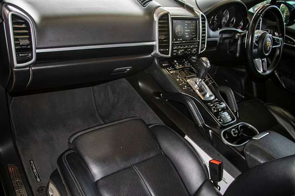 2015 Porsche Cayenne S Diesel 92A