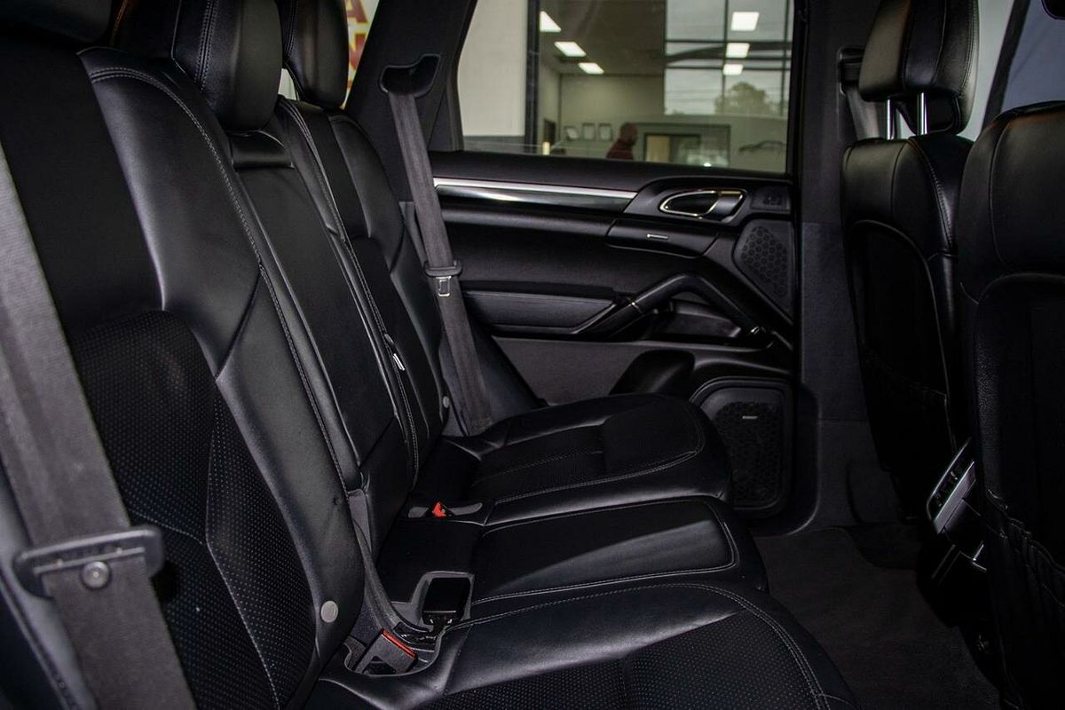 2015 Porsche Cayenne S Diesel 92A