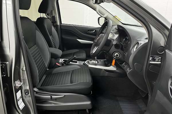 2024 Nissan Navara ST D23 4X4