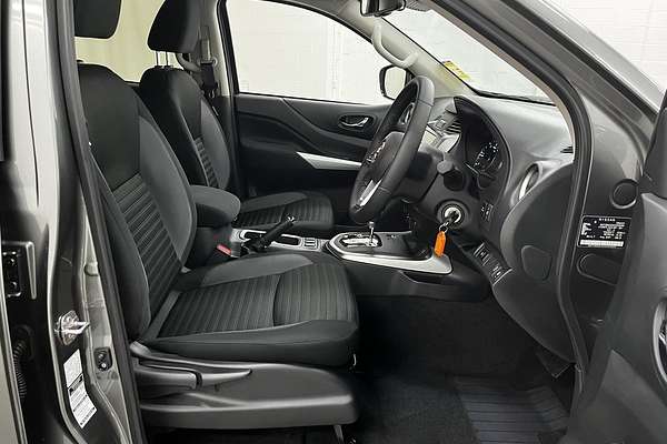 2024 Nissan Navara ST D23 4X4
