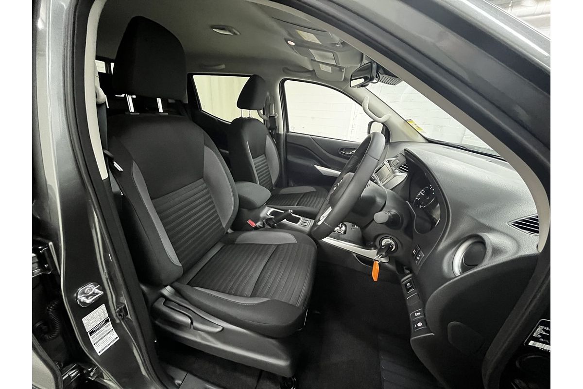 2024 Nissan Navara ST D23 4X4