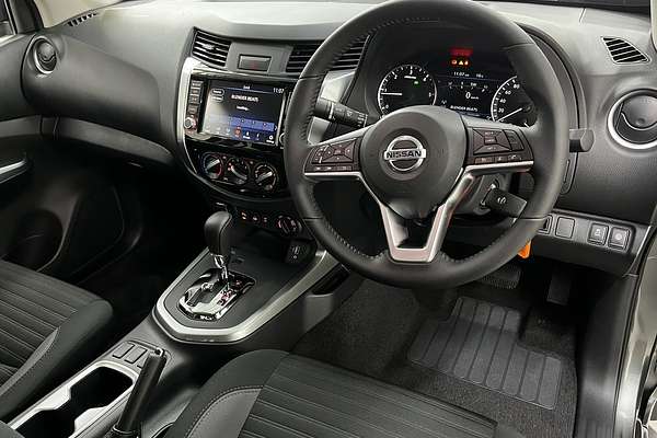 2024 Nissan Navara ST D23 4X4