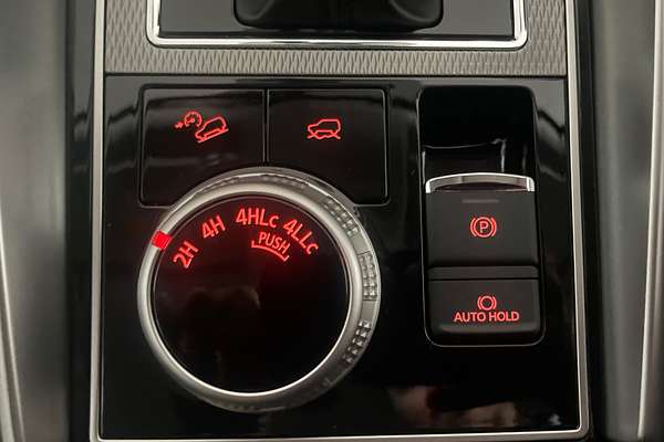 2024 Mitsubishi Pajero Sport GLX QG