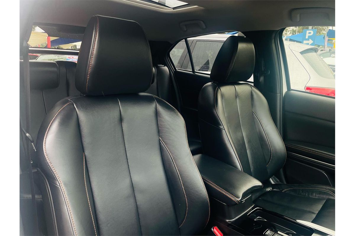 2018 Mitsubishi Eclipse Cross Exceed YA