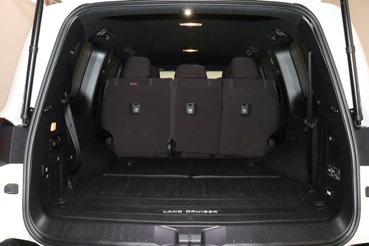 2022 Toyota Landcruiser GXL FJA300R