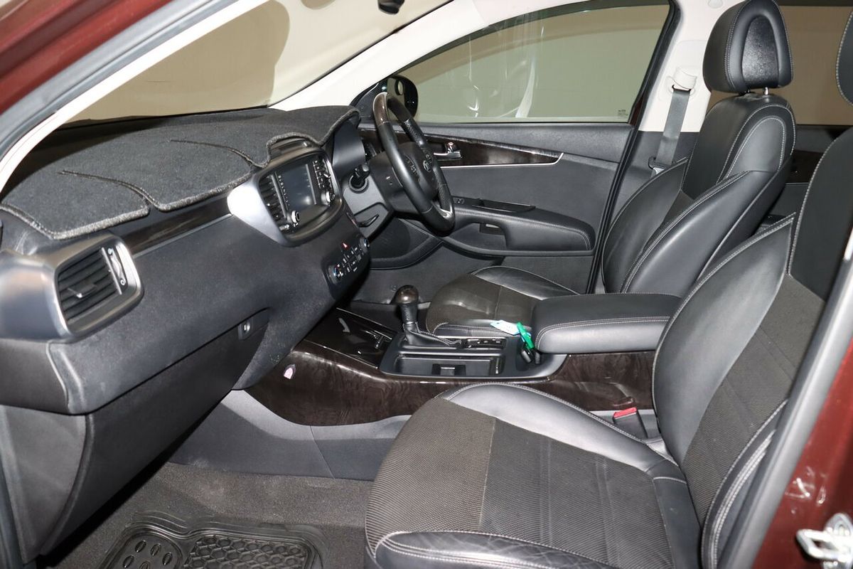 2017 Kia Sorento SLi UM