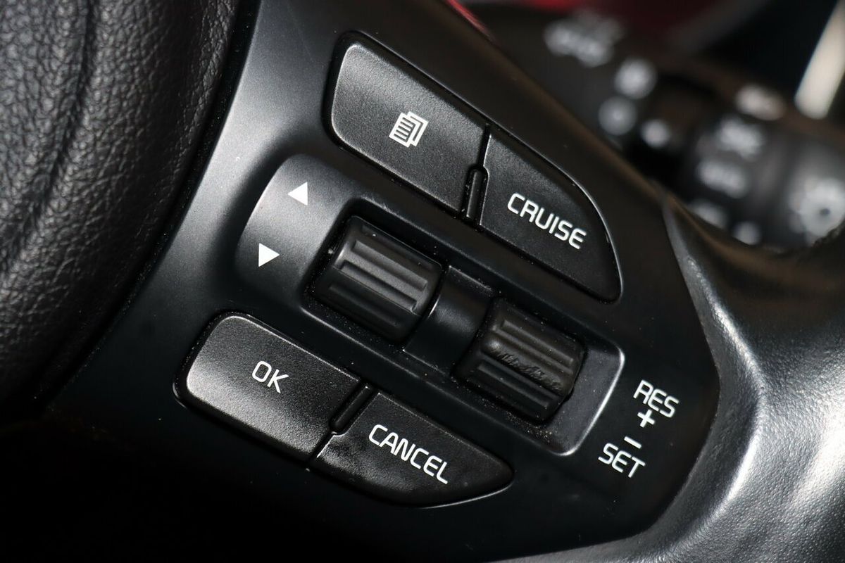 2017 Kia Sorento SLi UM