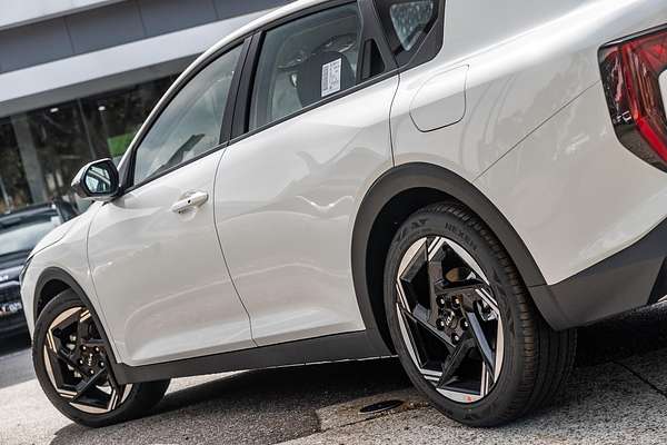 2025 Kia K4 Sport+ CL4m