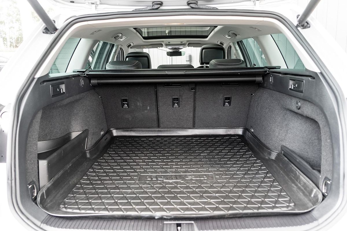 2021 Volkswagen Passat Alltrack 162TSI Premium B8