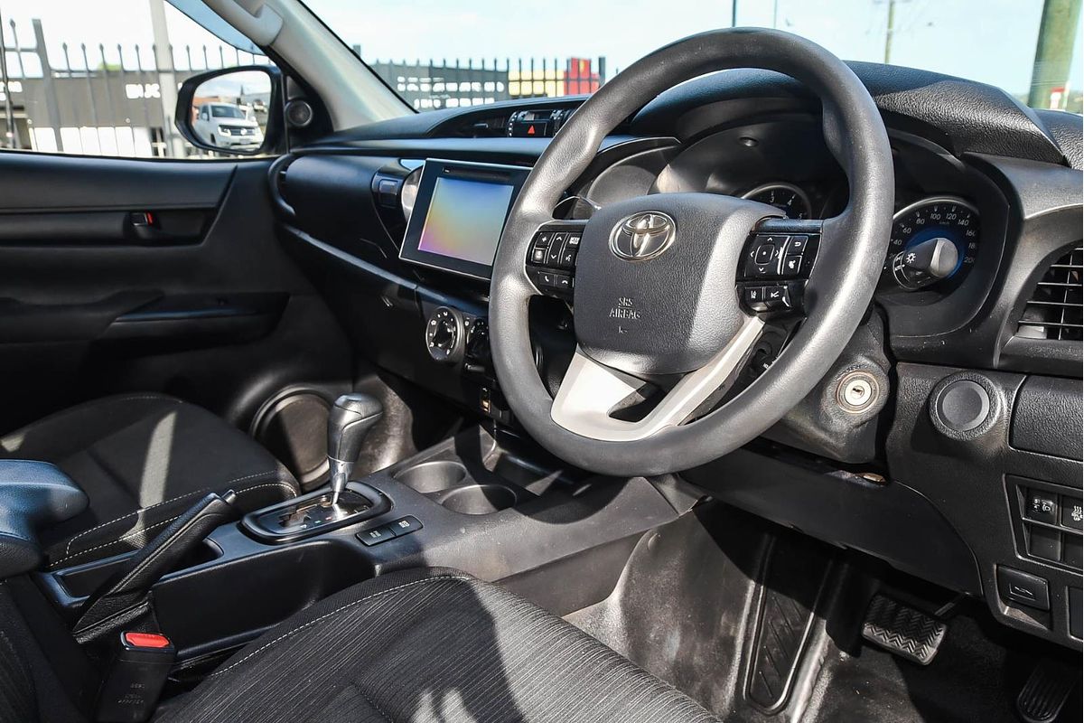 2020 Toyota Hilux SR GUN126R 4X4