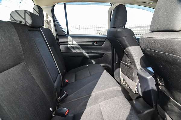 2020 Toyota Hilux SR GUN126R 4X4