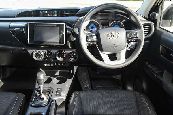 2020 Toyota Hilux SR GUN126R 4X4