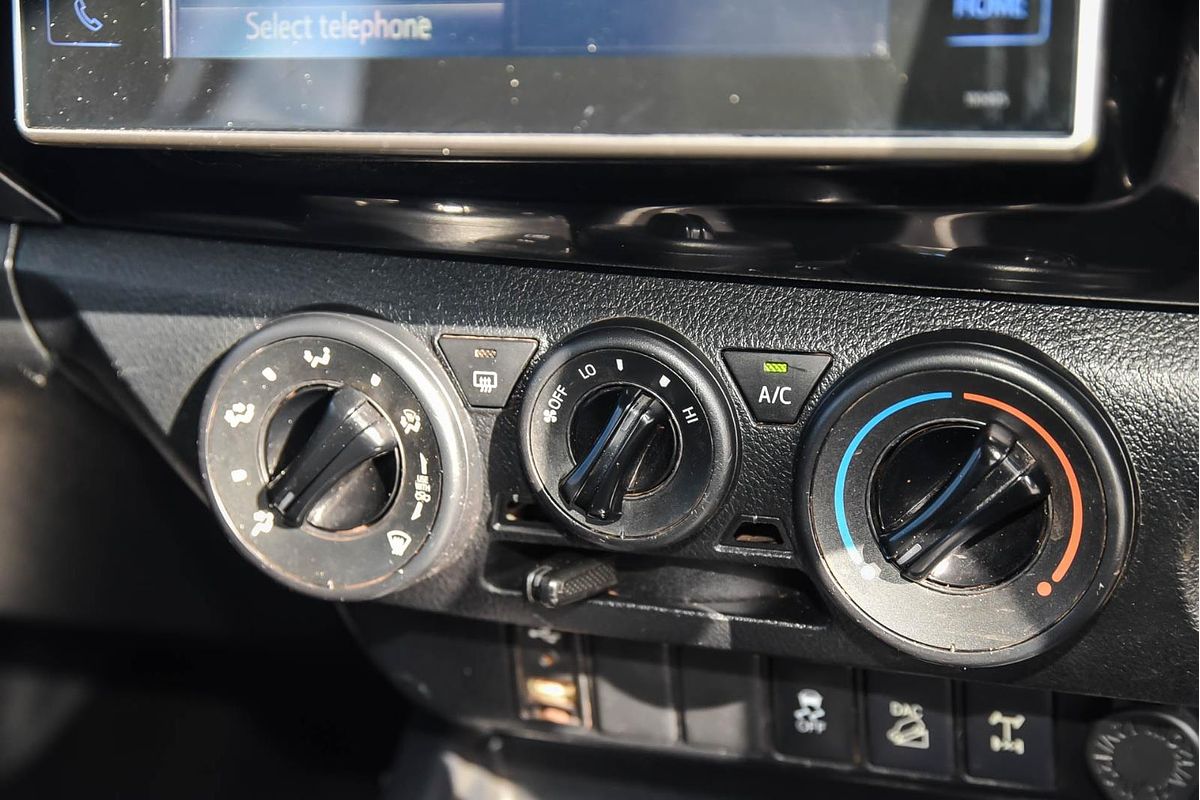 2020 Toyota Hilux SR GUN126R 4X4