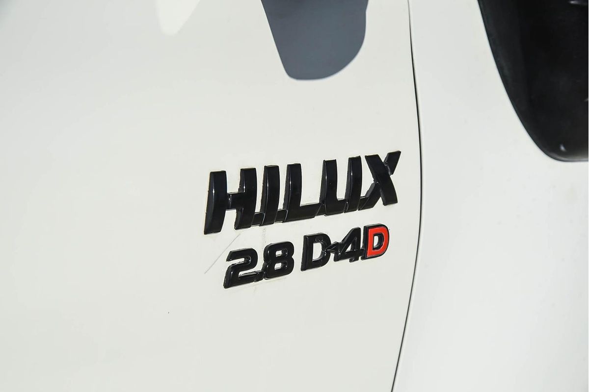 2020 Toyota Hilux SR GUN126R 4X4