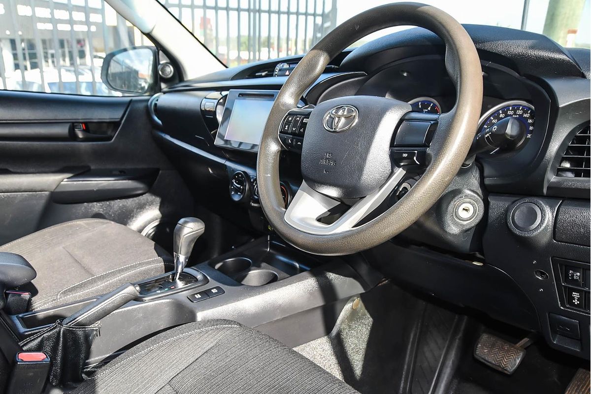 2019 Toyota Hilux SR GUN126R 4X4