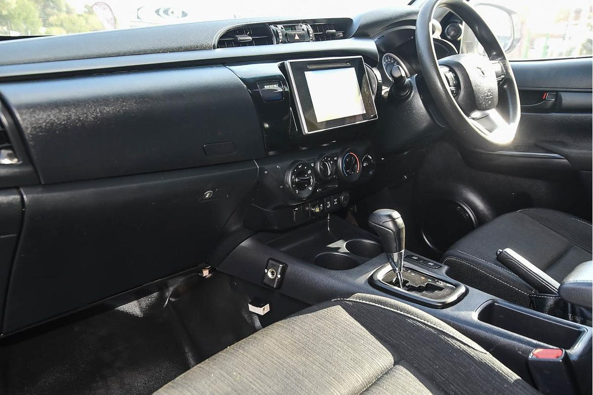 2019 Toyota Hilux SR GUN126R 4X4