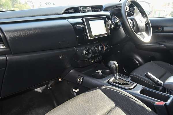 2019 Toyota Hilux SR GUN126R 4X4