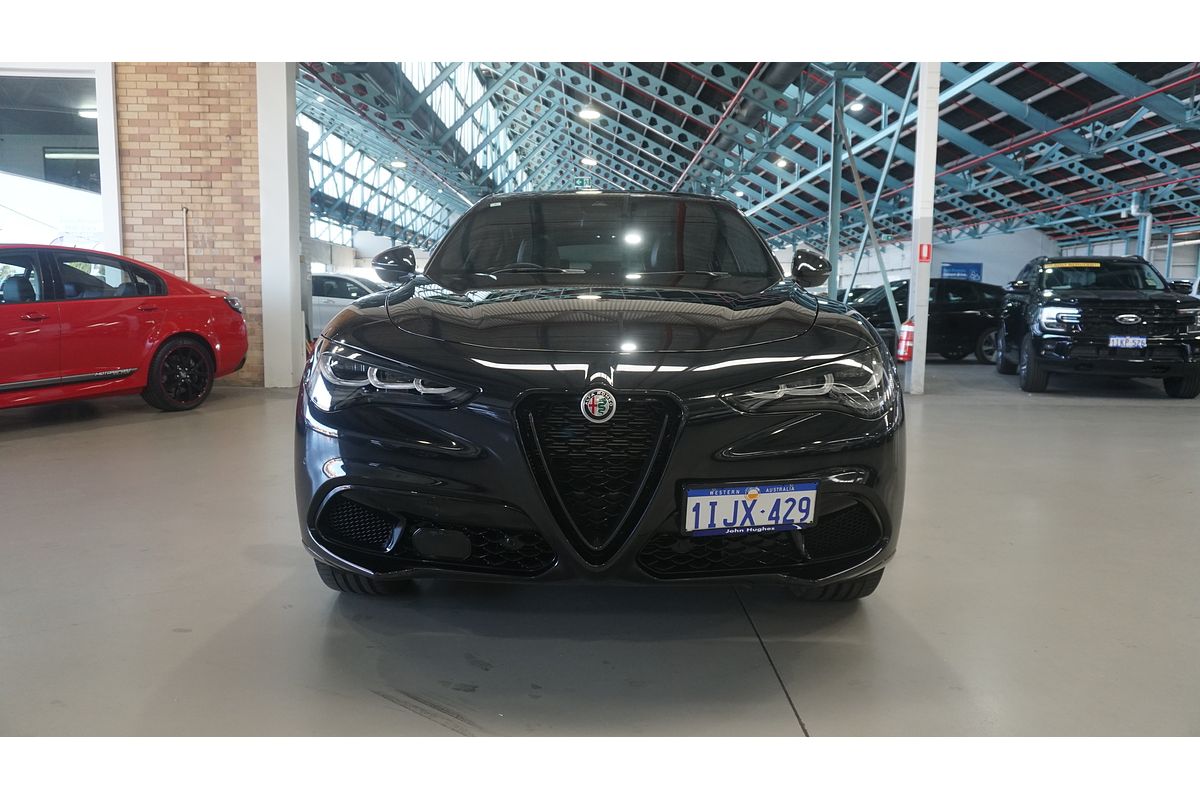 2023 Alfa Romeo Stelvio Veloce Series 4