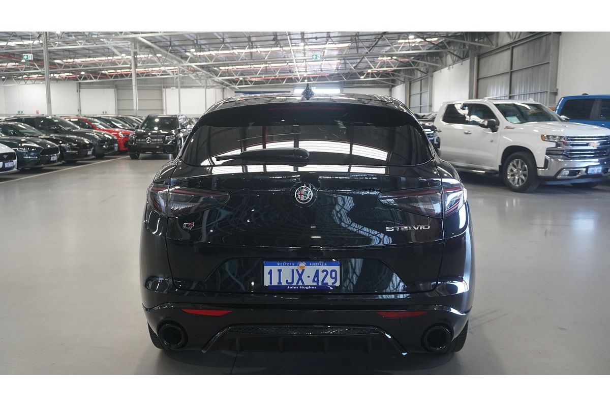 2023 Alfa Romeo Stelvio Veloce Series 4