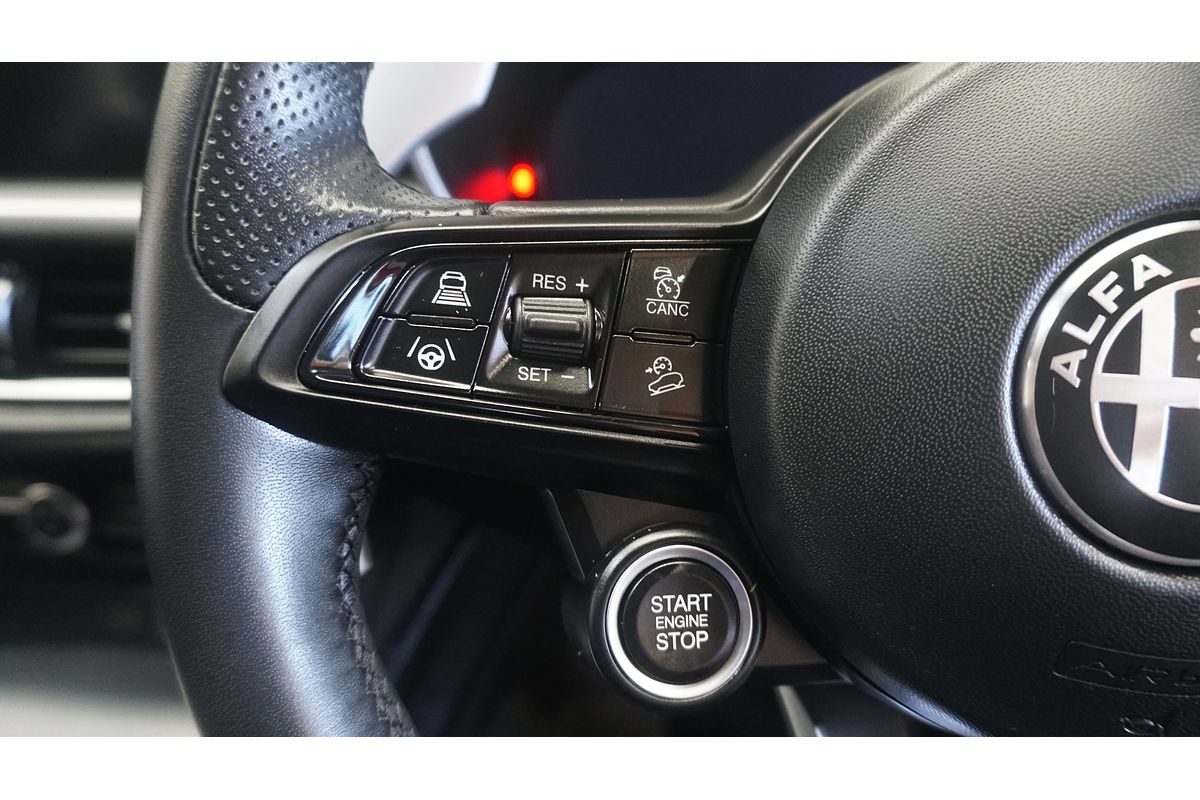 2023 Alfa Romeo Stelvio Veloce Series 4