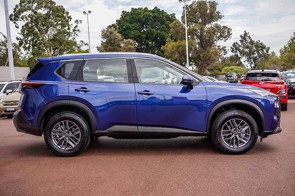 2024 Nissan X-TRAIL ST T33