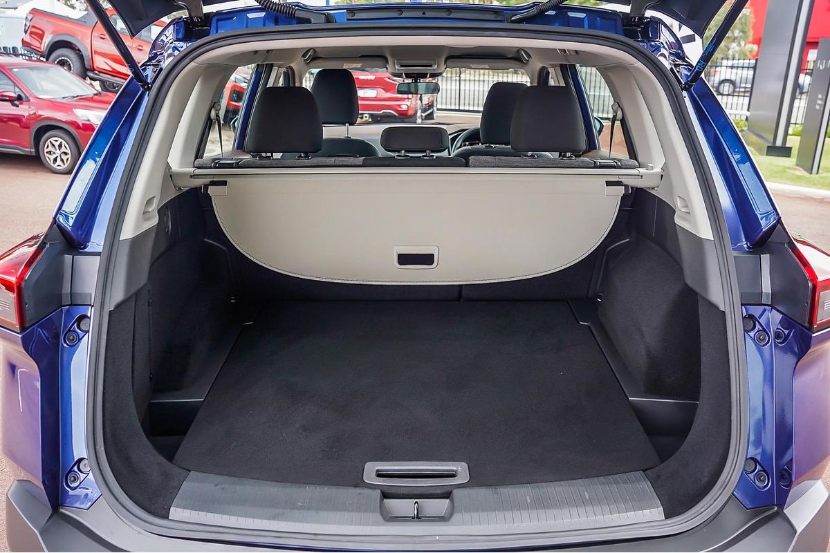 2024 Nissan X-TRAIL ST T33
