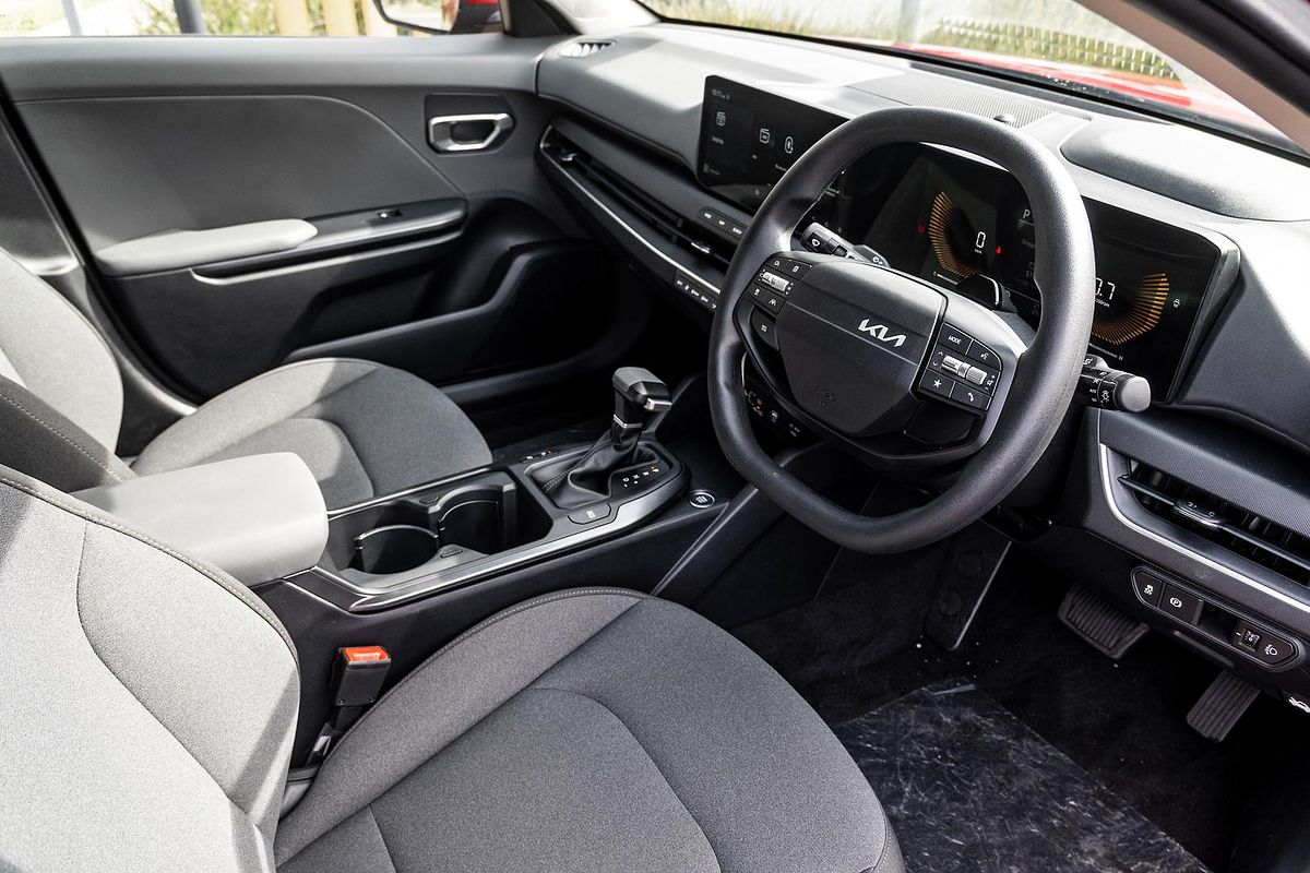 2025 Kia K4 S CL4m