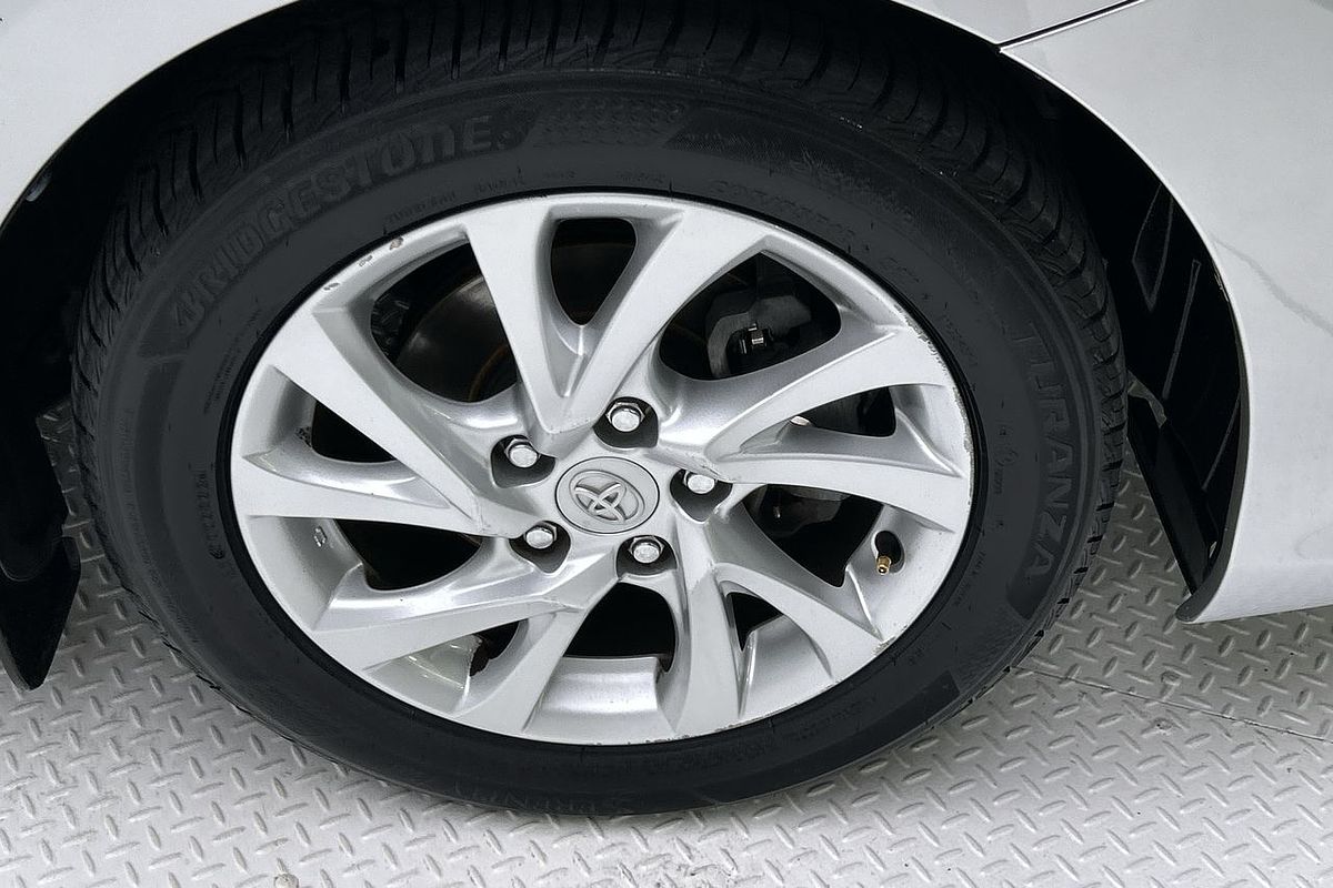 2017 Toyota Corolla Ascent Sport ZRE182R