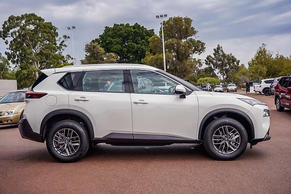 2023 Nissan X-TRAIL ST T33