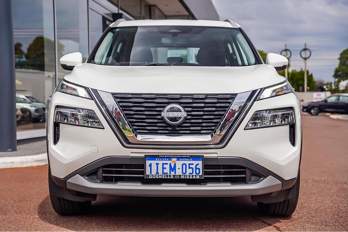 2024 Nissan X-TRAIL ST T33