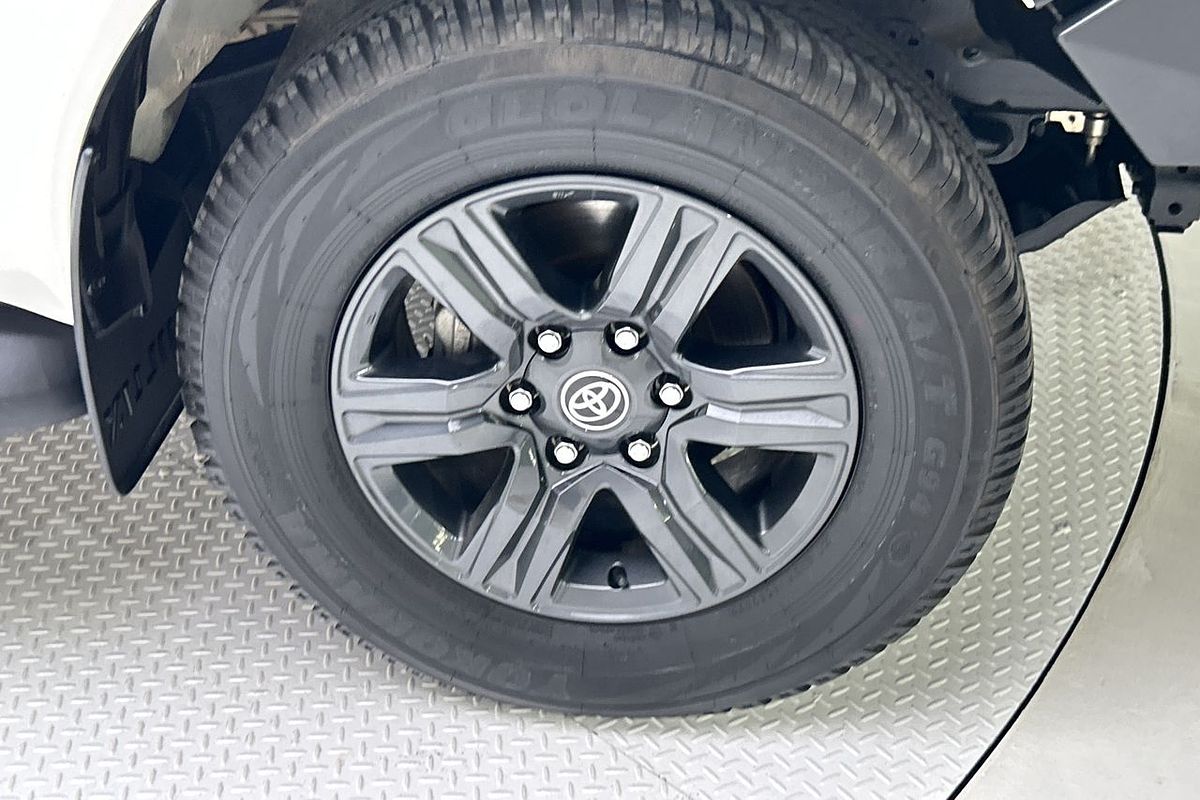 2023 Toyota Hilux SR GUN126R 4X4