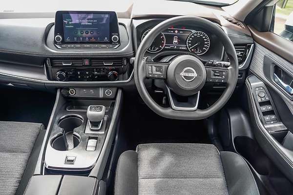 2024 Nissan X-TRAIL ST T33