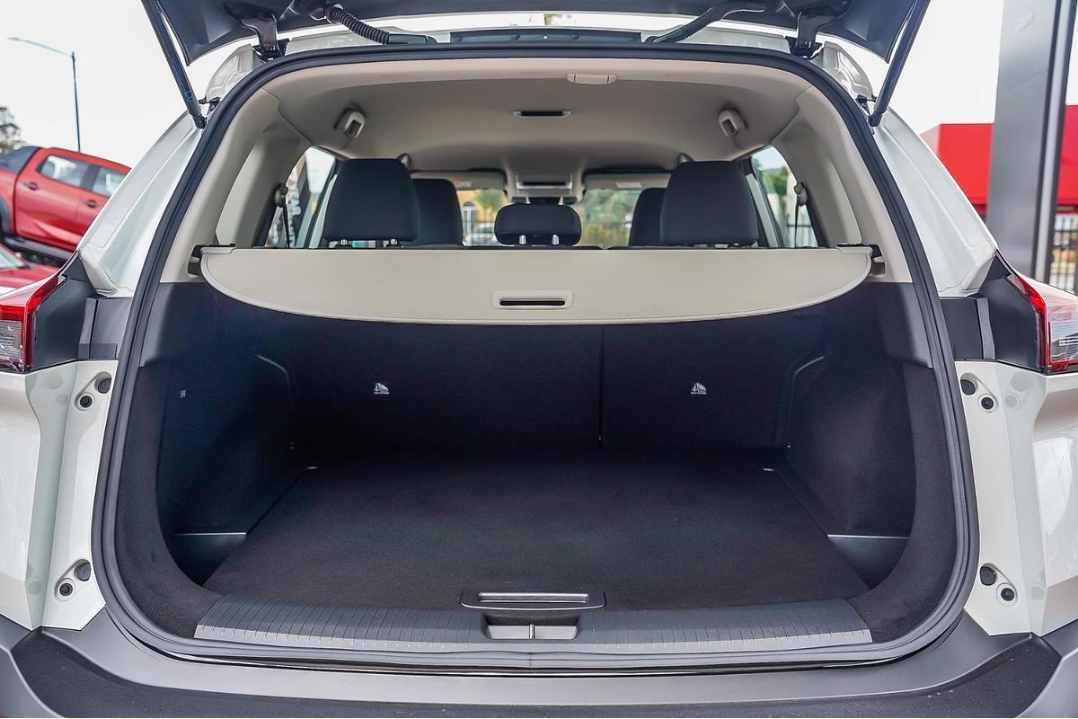 2023 Nissan X-TRAIL ST T33