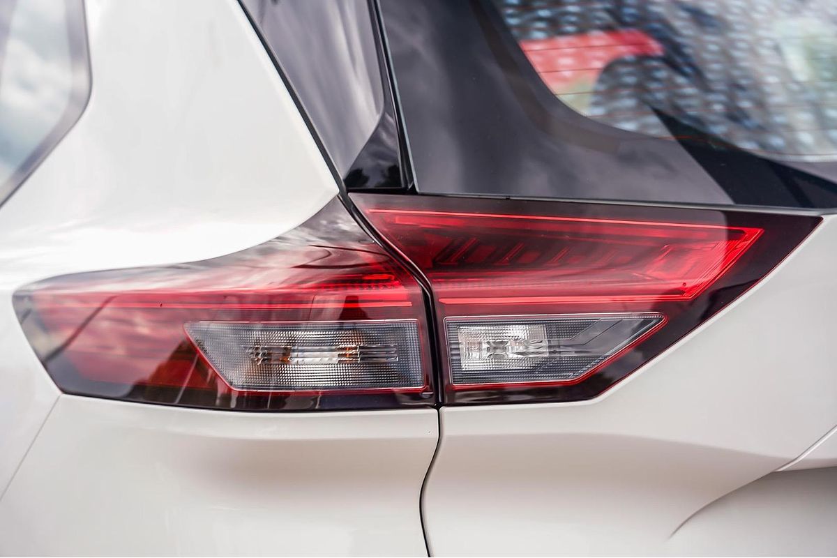 2023 Nissan X-TRAIL ST T33