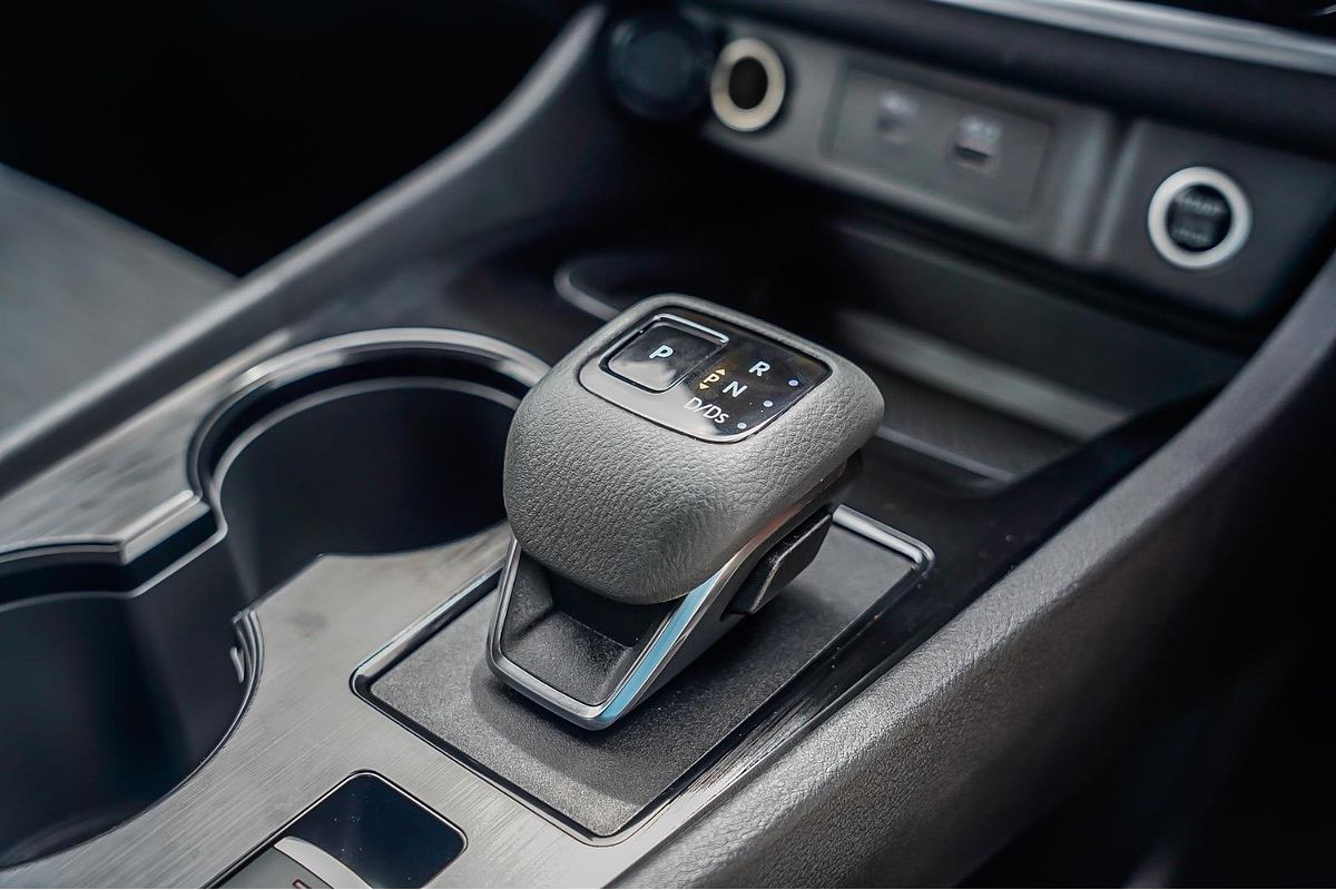 2024 Nissan X-TRAIL ST T33