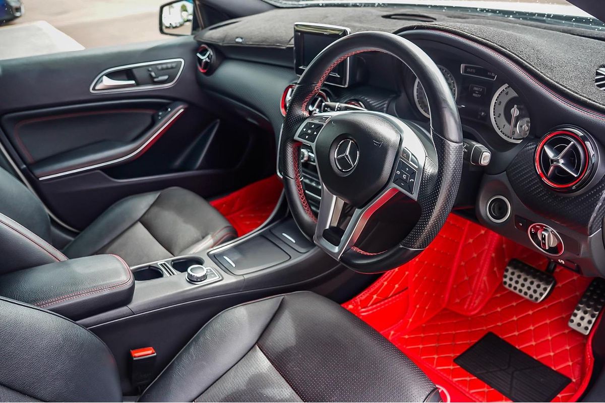 2014 Mercedes-Benz A-Class A250 Sport W176