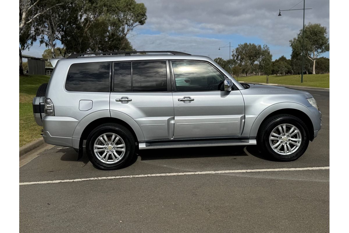 2014 Mitsubishi Pajero GLX NX