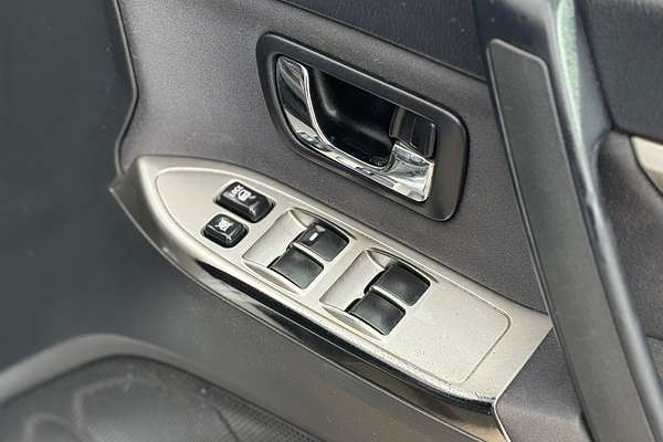 2014 Mitsubishi Pajero GLX NX