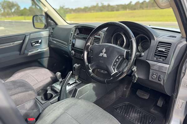 2014 Mitsubishi Pajero GLX NX