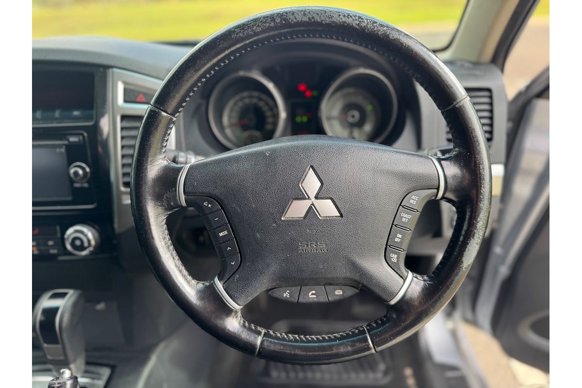 2014 Mitsubishi Pajero GLX NX