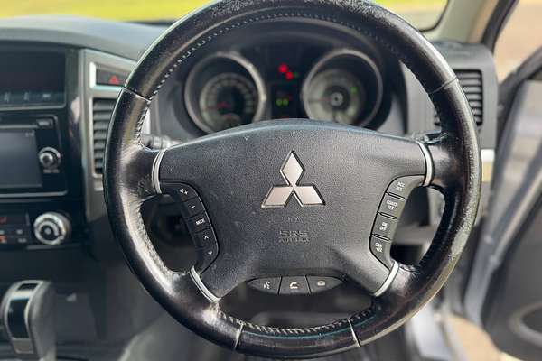 2014 Mitsubishi Pajero GLX NX