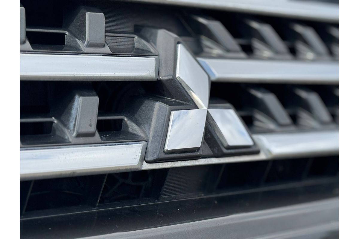 2014 Mitsubishi Pajero GLX NX